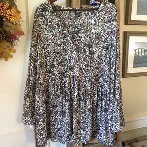 Torrid Tunic Lace up Babydoll Top Black, Ivory, Pink Floral Print Size 3
